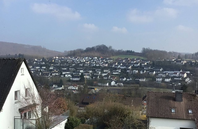 Holiday Apartment 'Balver Aussicht' with Private Garden, Balcony and Wi-Fi