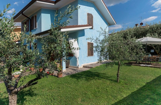 Holiday Apartment "Bella Cora" With Garden and Private Rooftop Terrace