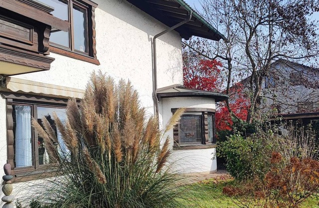 Holiday Apartment "Bini" with Private Garden & Wi-Fi