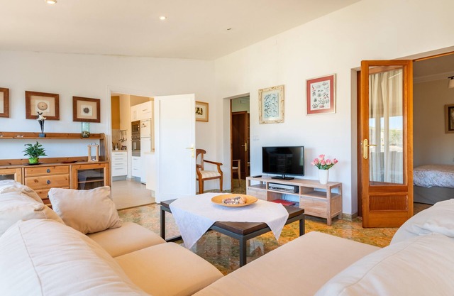 Holiday Apartment "Binibonaire" with Private Terrace & Wi-Fi