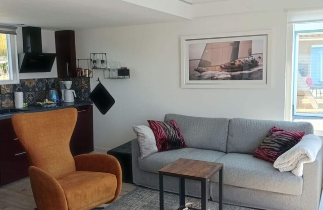 Holiday apartment boathouse