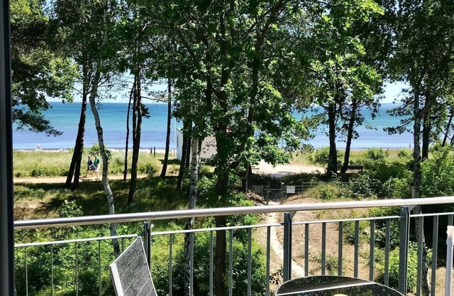 Holiday apartment Breege for 1 - 4 persons with 1 bedroom - Holiday apartment in one or multi-family