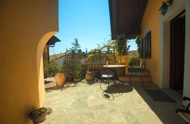 Holiday apartment Brusasco for 1 - 4 persons with 1 bedroom - Holiday apartment