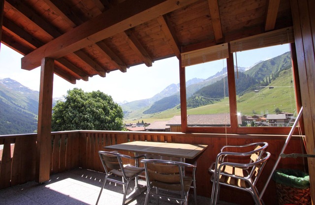 Holiday apartment Camischolas for 1 - 4 persons with 1 bedroom - Holiday apartment in one or multi-f