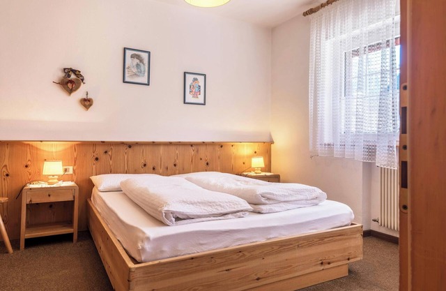 Holiday Apartment Casa Lorenz 1 with Mountain View, Wi-Fi & Garden