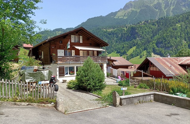 (Holiday apartment Vreneli) Chalet in the Gässli, 1- 3 persons