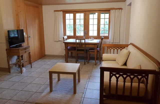 Holiday apartment Schattenhalb for 1 - 2 persons with 1 bedroom - Holiday apartment