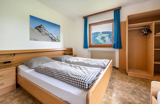 Holiday Apartment "Ciasa La Palsa 2" with Mountain View, Balcony & Wi-Fi