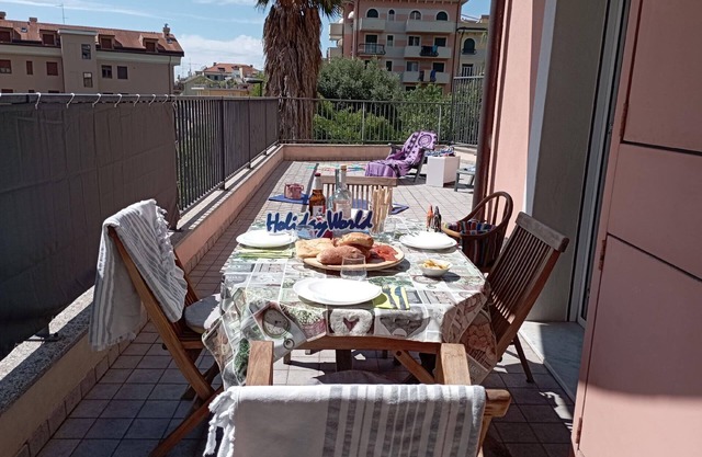 Holiday apartment Cogoleto for 1 - 3 persons with 1 bedroom - Holiday apartment in one or multi-fami