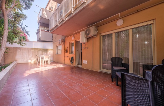Holiday Apartment "Damilhouse 1" with Balcony & Wi-Fi