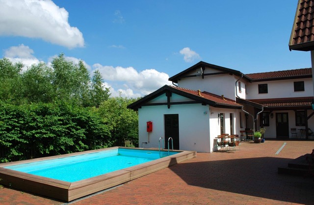 Holiday apartment Dargun for 1 - 3 persons with 2 bedrooms - Holiday apartment in one or multi-famil
