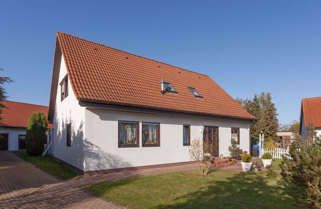 Holiday apartment with large garden and campfire place