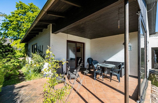 Holiday Apartment 'Wiesenblick 1' with Private Terrace, Private Garden and Wi-Fi