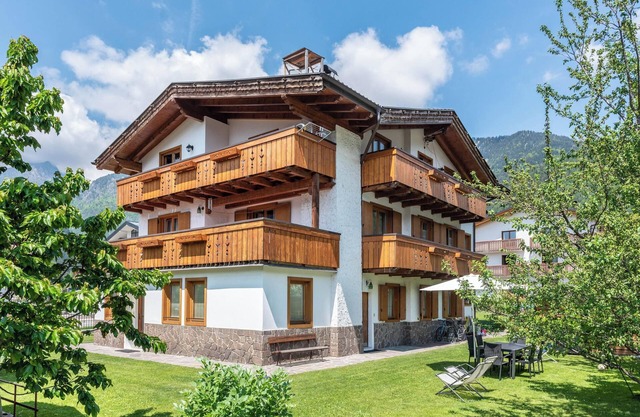 Holiday Apartment "Dolomiti di Brenta" with Mountain View, Garden & Wi-Fi