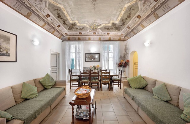 Holiday Apartment 'Domus Napoleone Bonaparte' with A/C & Wi-Fi