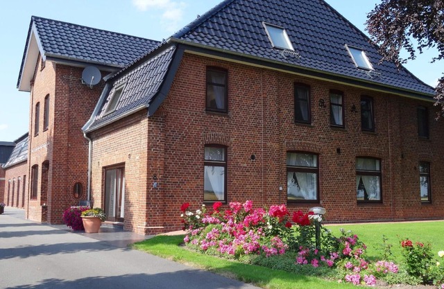 Holiday apartment Elskop for 1 - 2 persons with 2 bedrooms - Holiday apartment in one or multi-famil