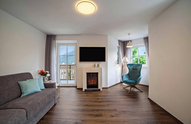 Holiday Apartment "Engel Erker" with Mountain View, A/C, Wi-Fi, Sauna & Terrace