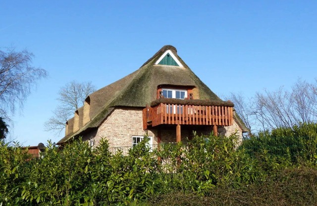 Holiday Apartment 'Felderblick Oben' with Private Garden, Balcony and Wi-Fi