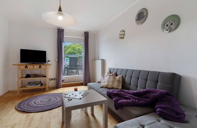 Holiday Apartment "Feriendomizil Naturliebe" with Private Terrace & Wi-Fi