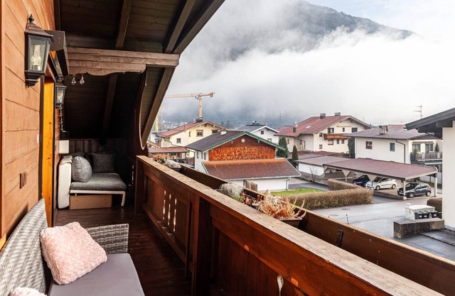 Holiday Apartment "Fewo Bergtroll" with mountain view, balcony and Wi-Fi