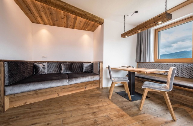 Holiday Apartment "Forchnerhof Apt 1" with Mountain View, Private Terrace & Wi-Fi