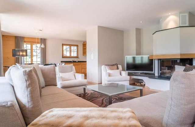 Holiday apartment Grindelwald for 10 persons with 5 bedrooms - Multistorey holiday home/maisonette