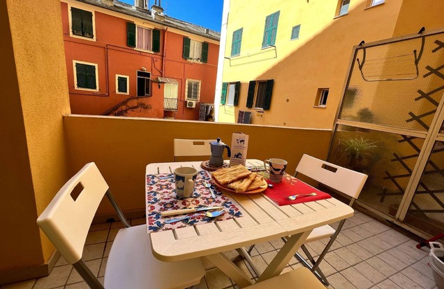 Holiday apartment Genova for 1 - 6 persons with 1 bedroom - Holiday apartment in one or multi-family
