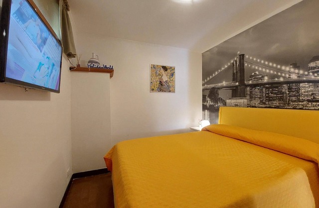 Holiday apartment Genova for 1 - 4 persons with 1 bedroom - Holiday apartment in one or multi-family