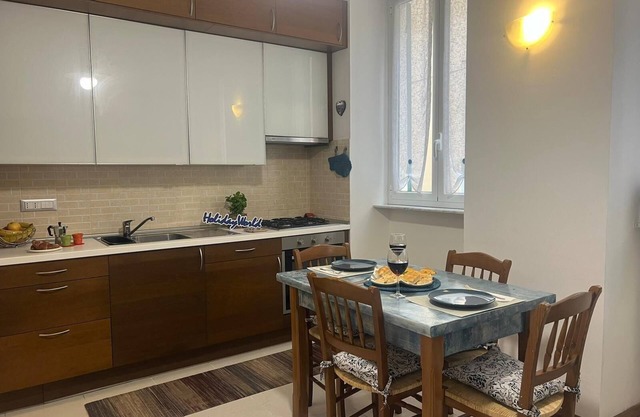 Holiday apartment Genova for 1 - 4 persons with 1 bedroom - Holiday apartment in one or multi-family