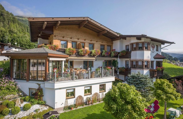 Holiday apartment Gmünd for 1 - 5 persons with 2 bedrooms - Holiday apartment