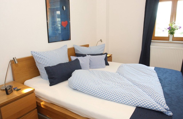 *Holiday apartment Hochgern for 1 - 4 persons, large, covered balcony, mountain view