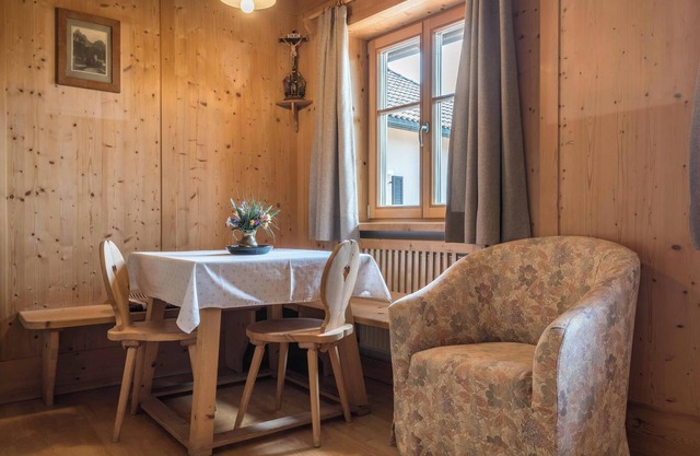 Holiday Apartment 'Haus Thurn - B' with Mountain View, Garden & Wi-Fi