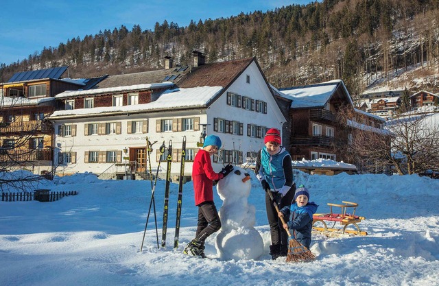 Holiday apartment in the neighboring house with sauna area and WiFi
