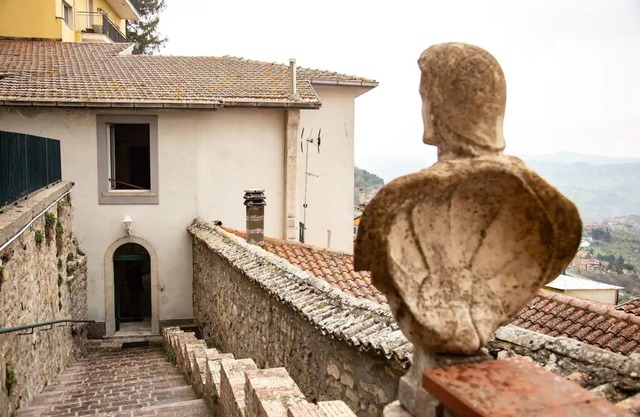Holiday Apartment "Casa Vela" with Mountain View, Private Terrace & Wi-Fi