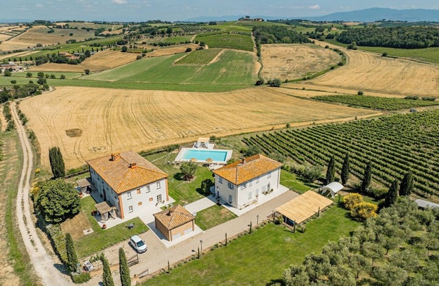 Holiday Apartment "Lilla" with Shared Pool, Shared Garden & Wi-Fi