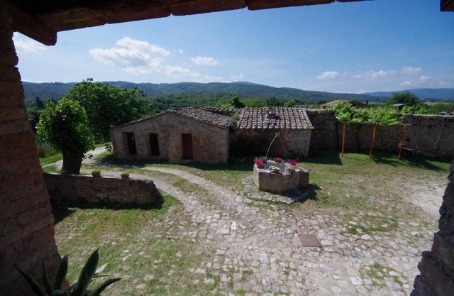 Holiday apartment Monteriggioni for 1 - 4 persons with 2 bedrooms - Holiday apartment
