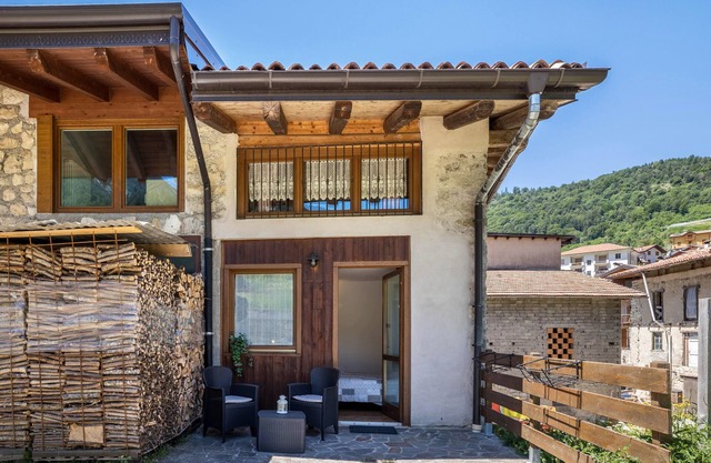 Holiday Apartment "Agritur Piazera Con Terrazzo" with Mountain View