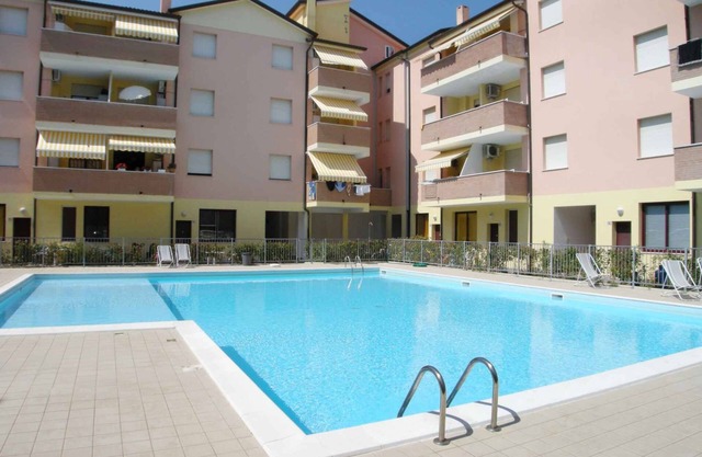 Holiday apartment with outdoor swimming pool