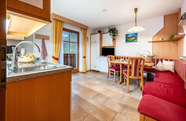 Holiday Apartment "Niederkoflhof Klausberg" with Mountain View, Balcony & Wi-Fi