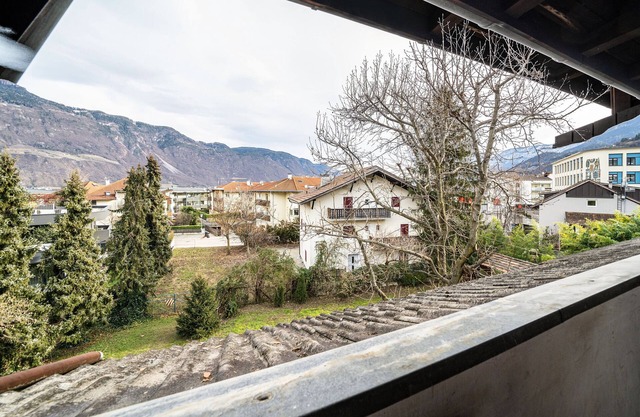 Holiday Apartment 'Jörg' with Mountain View, Shared Pool and Wi-Fi