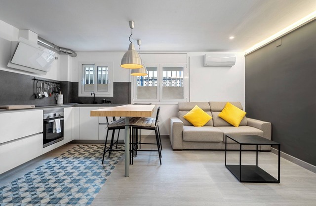 Holiday Apartment "Kaixo" with A/C & Wi-Fi