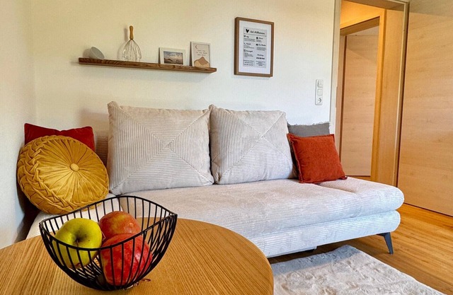 Holiday Apartment "Kathi‘s Allgäuliebe" with Mountain View, Private Terrace & Wi-Fi