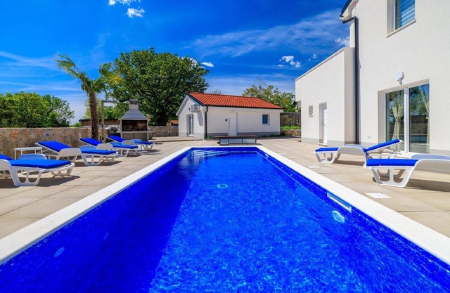 Holiday apartment Kras for 2 - 4 persons with 2 bedrooms - Holiday apartment