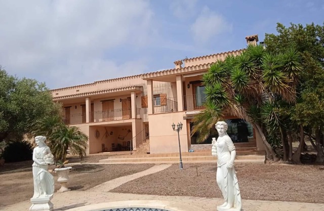 Holiday apartment L'Ampolla for 2 - 8 persons with 3 bedrooms - Holiday apartment