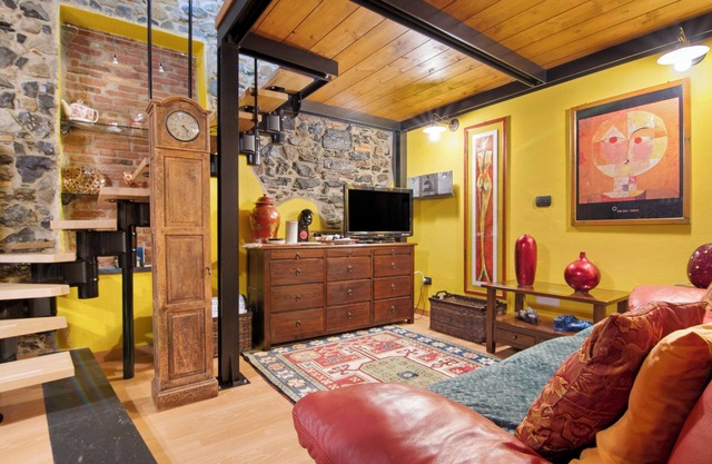 Holiday Apartment "La Mimosa Di Bellano" with Wi-Fi