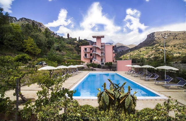 Holiday apartment Letojanni for 1 - 4 persons with 1 bedroom - Holiday apartment