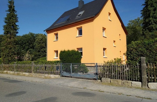 Holiday apartment Leube family - holiday apartment, 2 bedrooms
