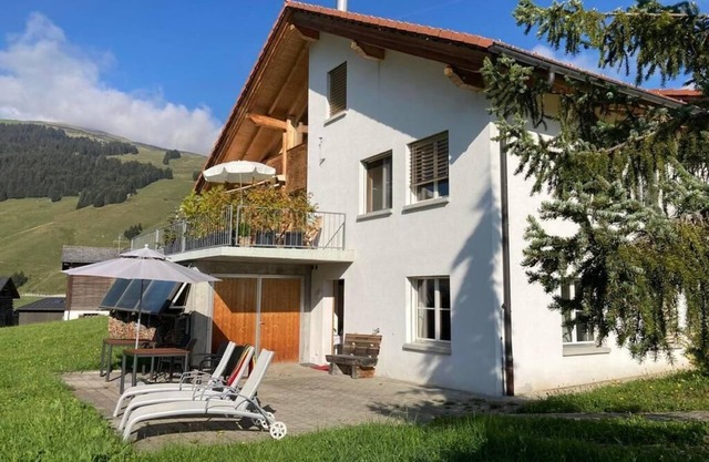 Holiday apartment Lumbrein for 2 - 4 persons with 2 bedrooms - Holiday apartment in a villa