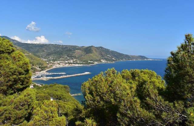 Holiday apartment Montecorice for 1 - 4 persons with 2 bedrooms - Holiday apartment