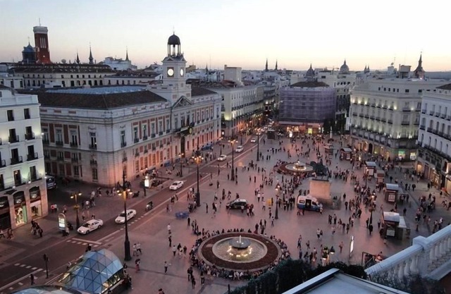 Holiday apartment Madrid for 1 - 8 persons with 4 bedrooms - Holiday apartment